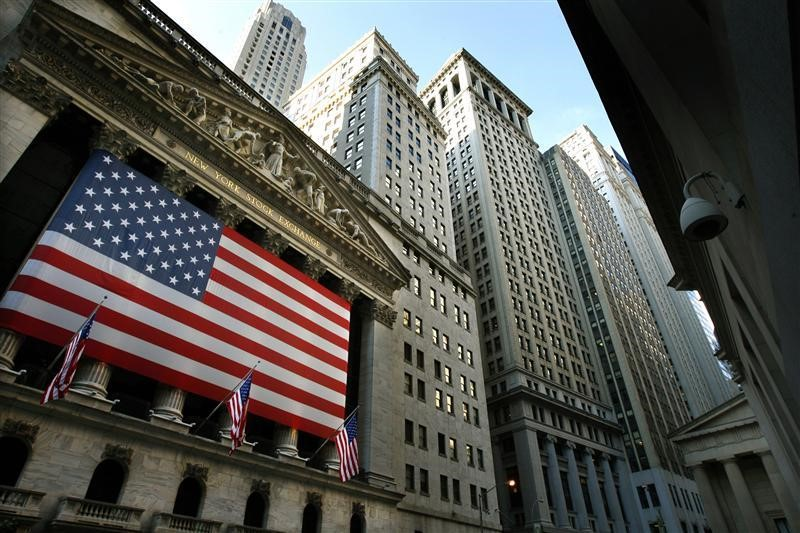 US stock futures fall in cautious start to 2025